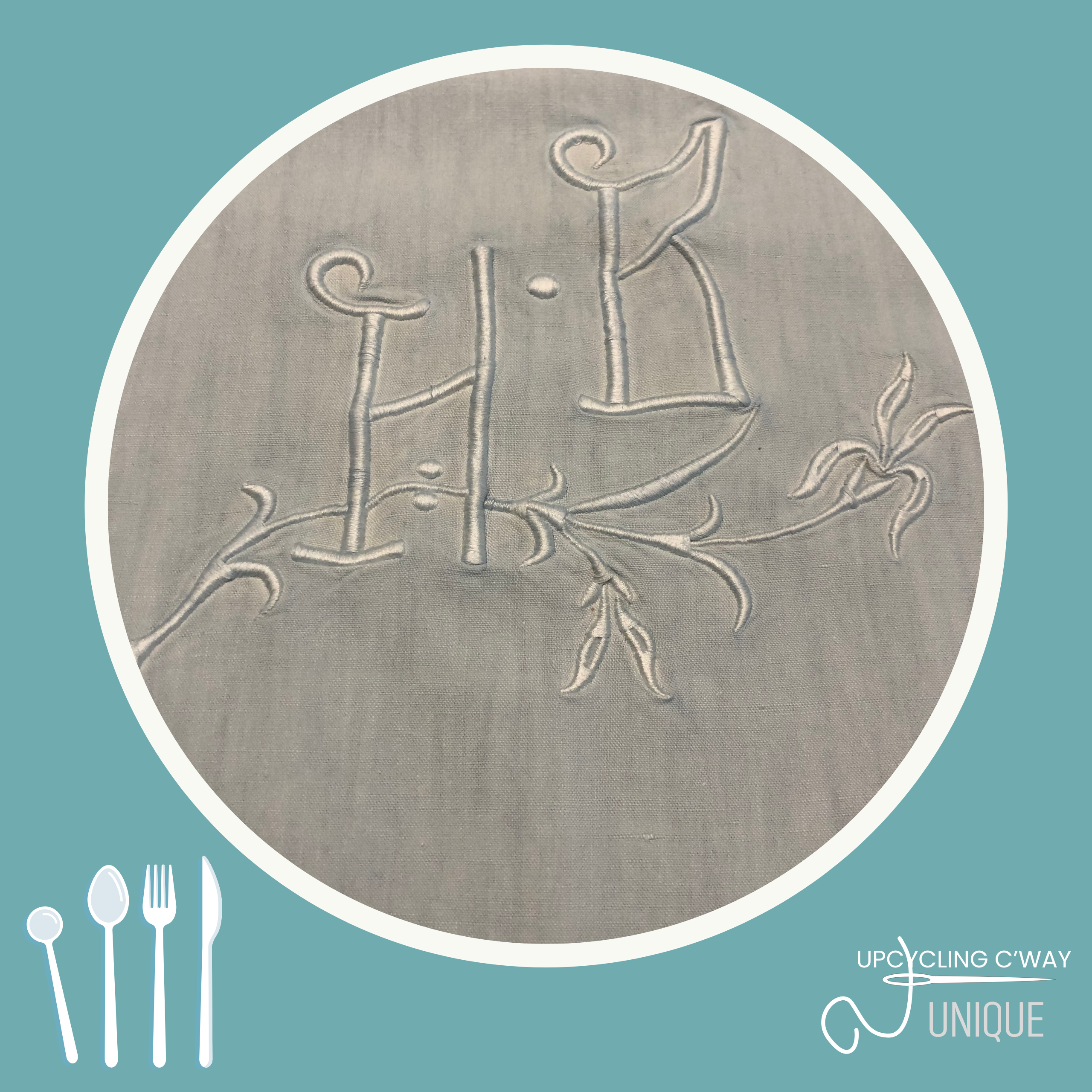 Nappe upcyclée bleu clair en coton ancien – Image 3